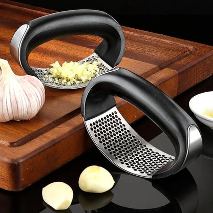 Masher with Ergonomic Round Handle