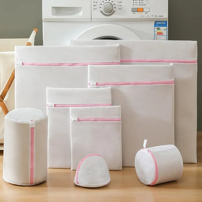 Zipped Laundry Bags Set