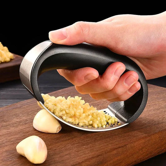 Masher with Ergonomic Round Handle